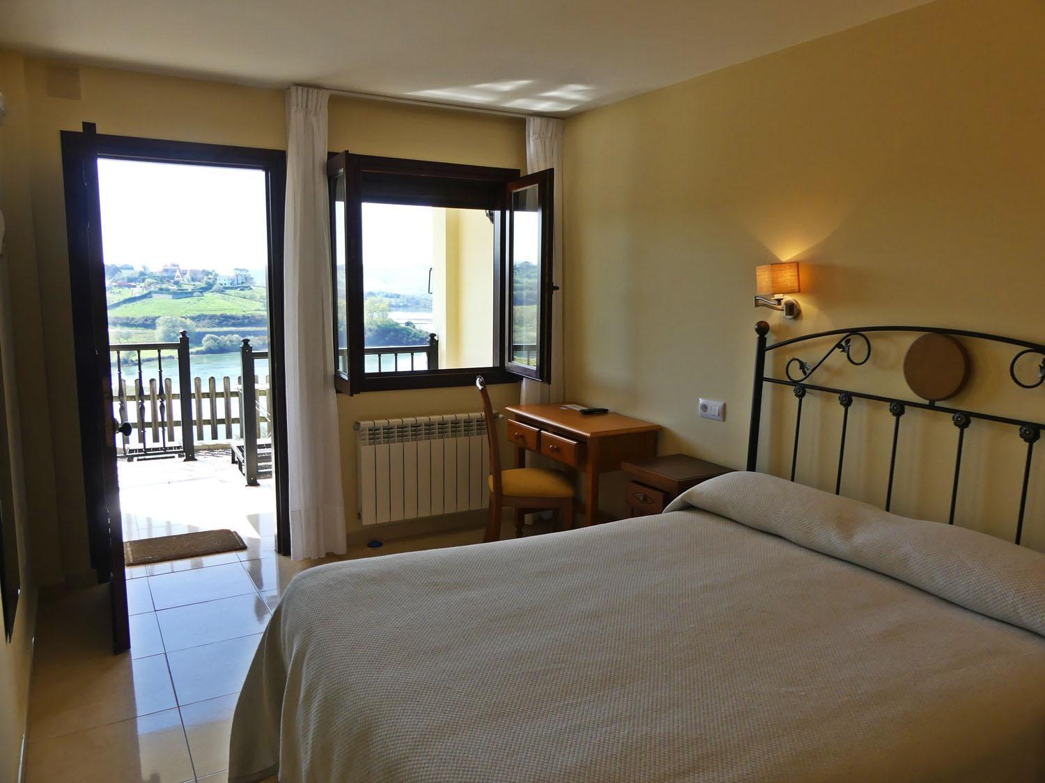 El Mirador De Trasvia Comillas Екстер'єр фото