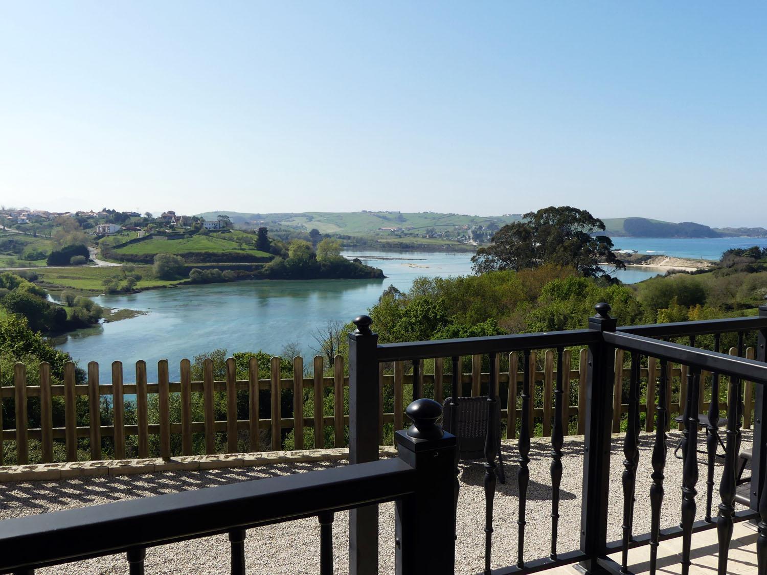 El Mirador De Trasvia Comillas Екстер'єр фото